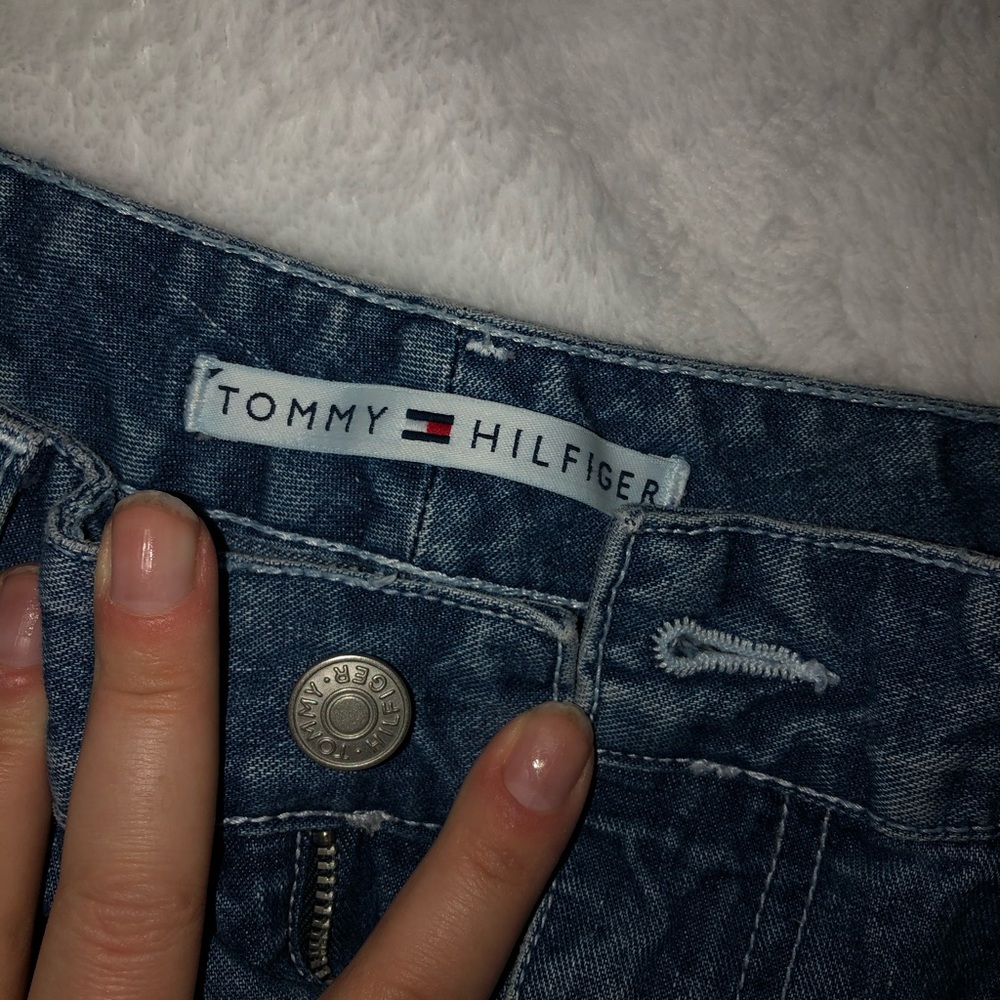 Tommy Hilfiger capris - Picture 2 of 3